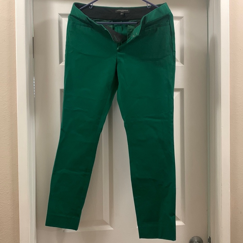Brand new size 4 emerald green pants from Ann Taylor